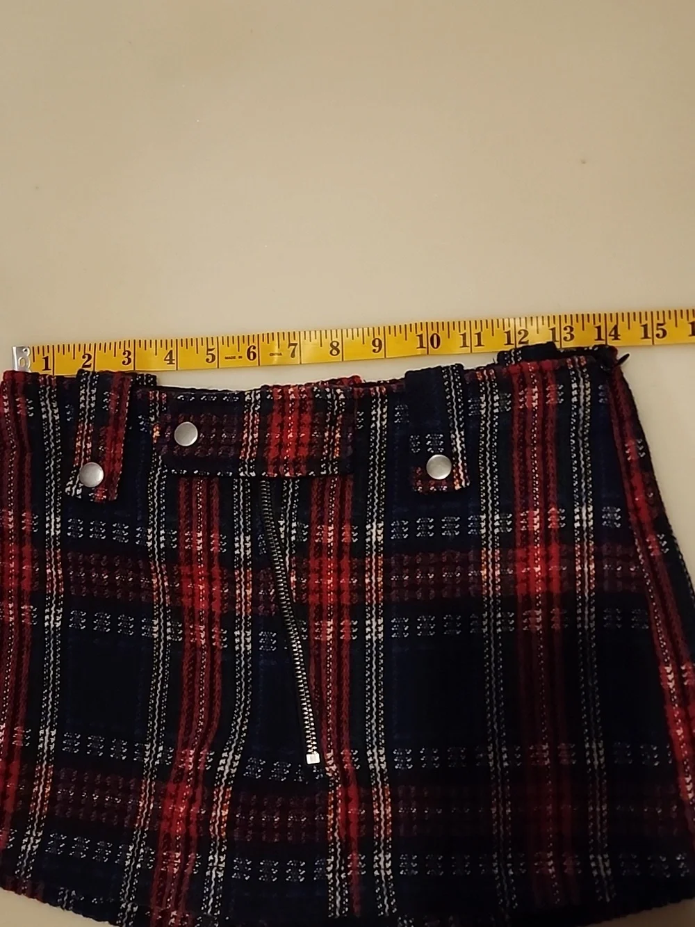 Free People Skort with Front Snap Detail In Navy. Size 0